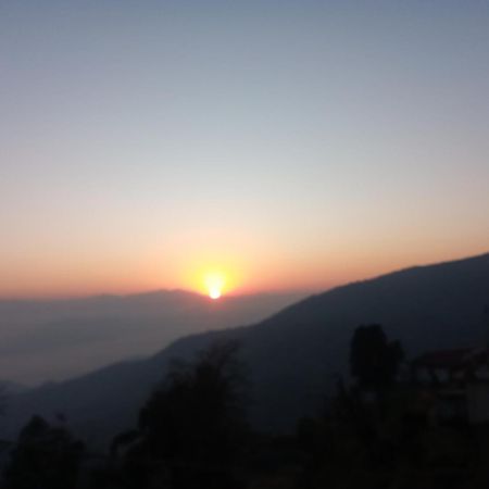 Unique Point Home Stay Nagarkot Exteriör bild