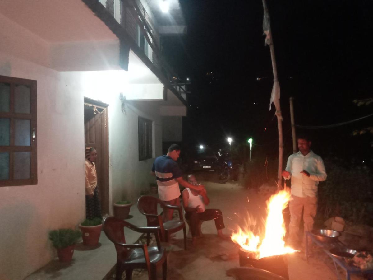 Unique Point Home Stay Nagarkot Rum bild