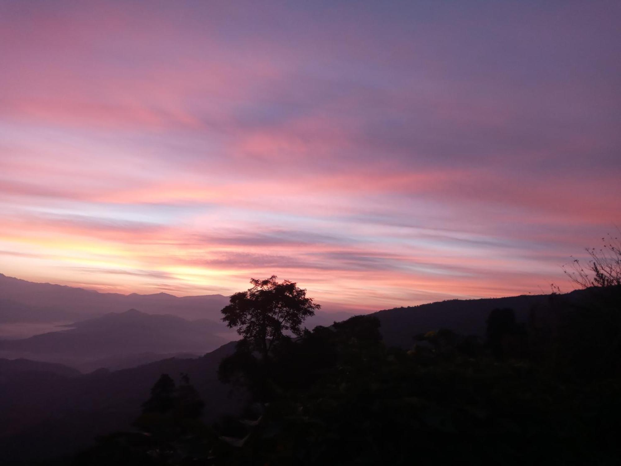 Unique Point Home Stay Nagarkot Exteriör bild