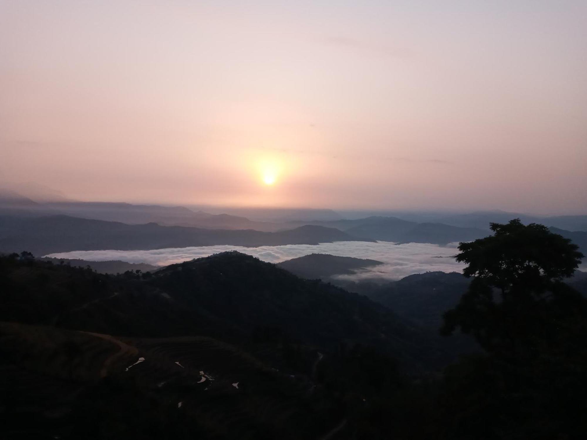 Unique Point Home Stay Nagarkot Rum bild