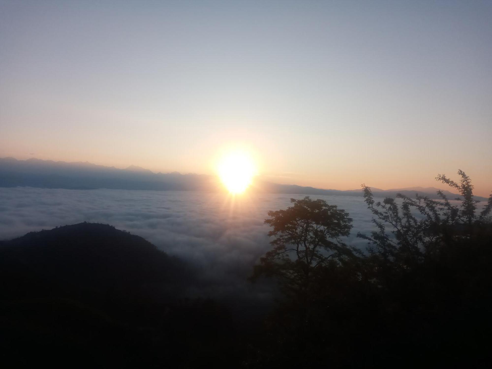 Unique Point Home Stay Nagarkot Rum bild